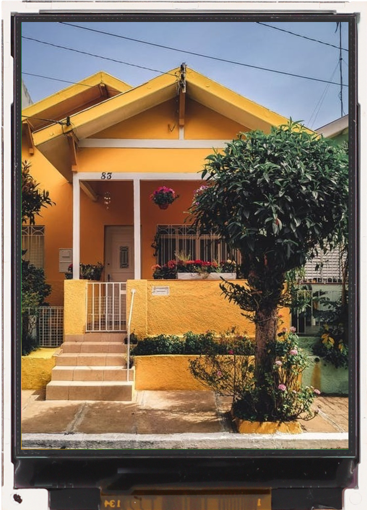 2.4-inch high-brightness TFT display with 240x320 resolution-All Shore Industries